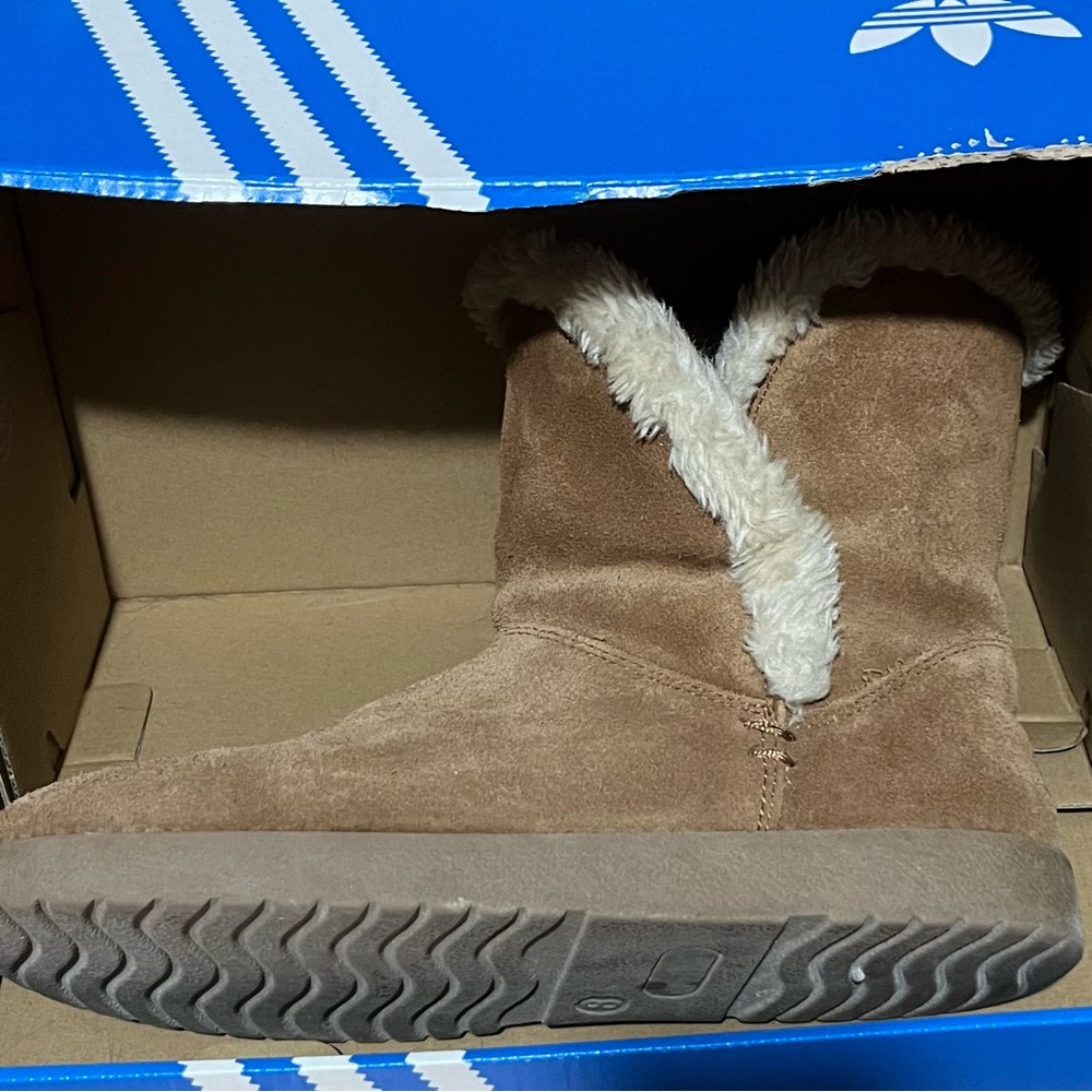 Brown Suede Boots with Fur Lining